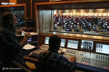 افتتاح رادیو انقلاب در استودیو شماره یک رادیو تهران