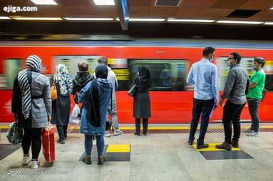 تهران در آستانه آغاز محدودیت های پیک چهارم کرونا تهران در آستانه آغاز محدودیت های پیک چهارم کرونا