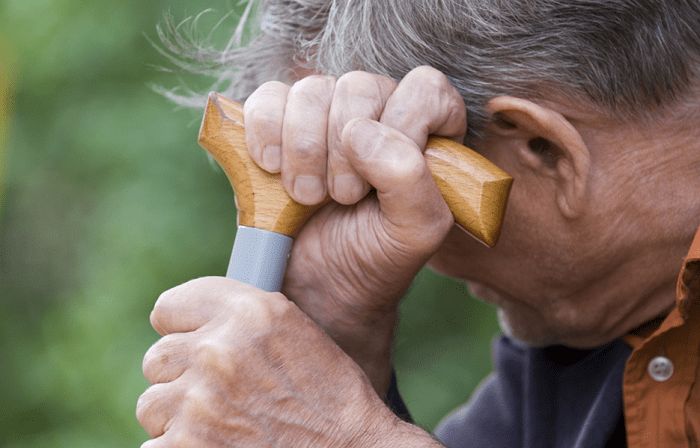 آلزایمر، یک بیماری رایج در سالمندان
