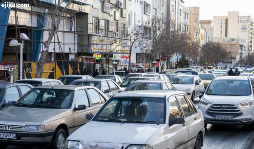 روایتی از پارک نامناسب خودروها و ایجاد ترافیک در بندرماهشهر + فیلم روایتی از پارک نامناسب خودروها و ایجاد ترافیک در بندرماهشهر + فیلم