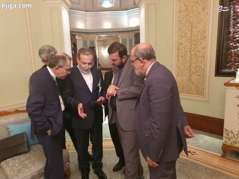 تصویری از خروج تیم مذاکره‌کننده ایرانی از محل مذاکرات