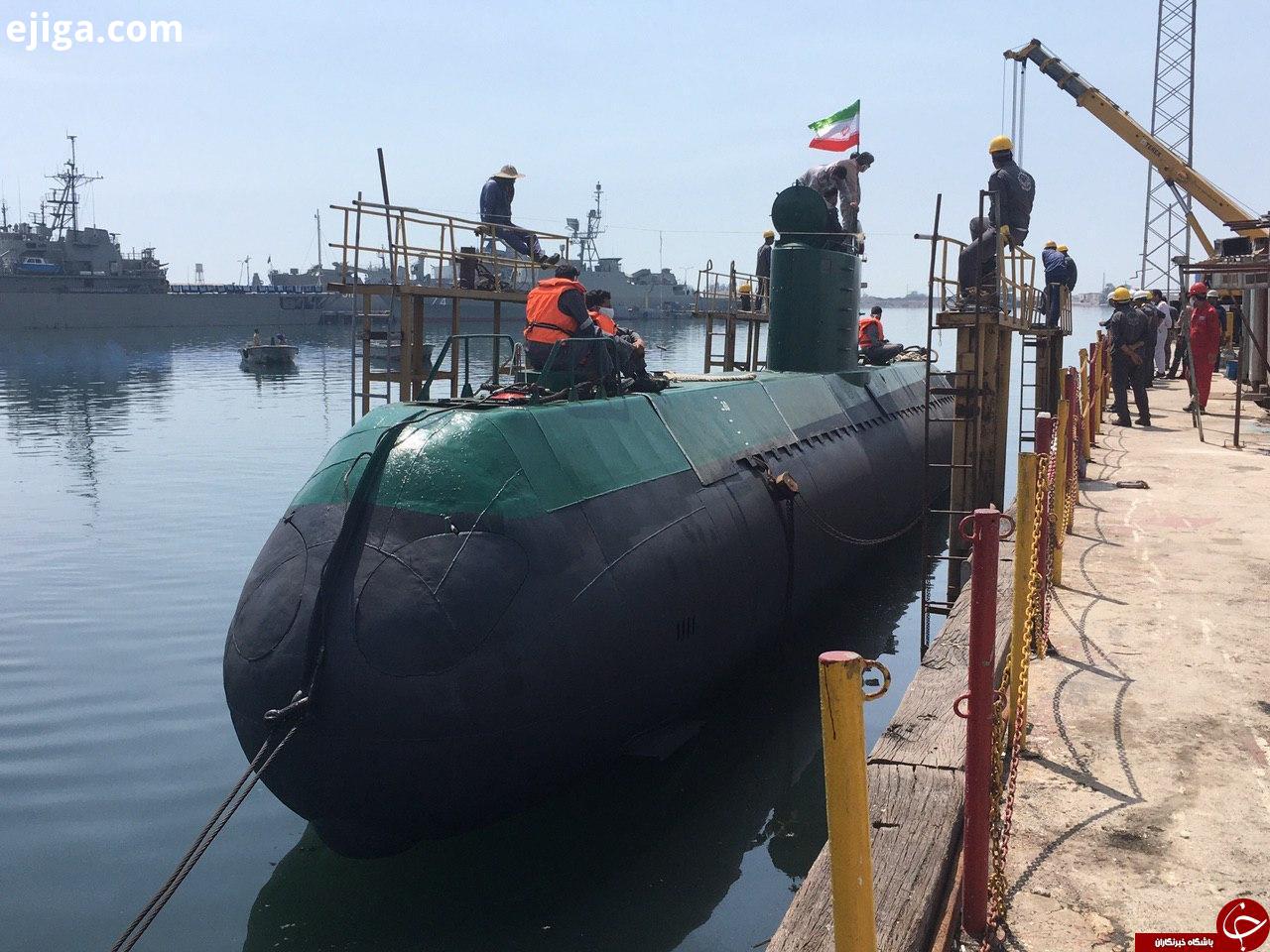 زیردریایی بومی غدیر به آب انداخته شد + تصاویر
